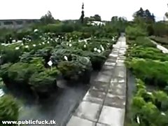 העשרה גרמני צעיר בציבור אנאלי נדפקה