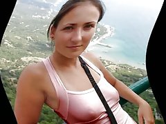 (חלק 1) - פיטמות - אימא שלי - בלי חזייה - downblouse