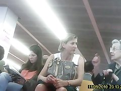 בלונדינית aeroport אורלי