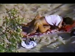 זוג צעיר עושה סקס בחוף הים חלק 2