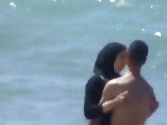 מציצן en la playa 2